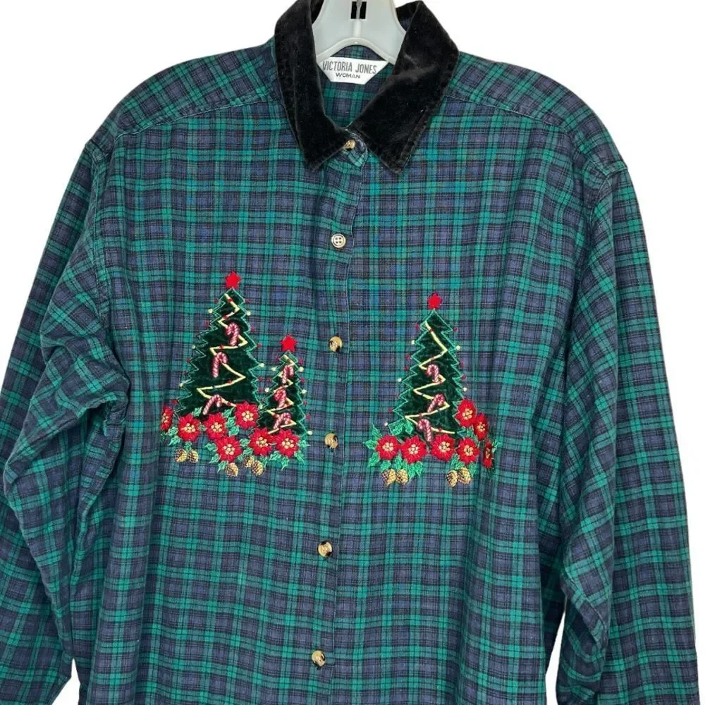 Vintage Victoria Jones‎ Christmas Embroidered Shirt - Picture 2 of 7